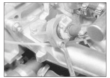 Fuel and exhaust systems - fuel-injected models