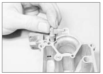 Fuel and exhaust systems - carburettor models