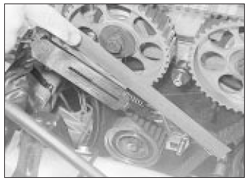 DOHC (16-valve) engine