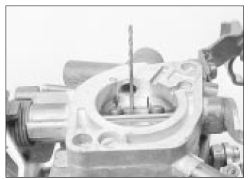 Fuel and exhaust systems - carburettor models