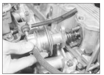 Fuel and exhaust systems - carburettor models